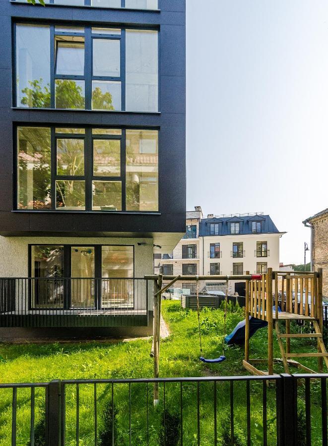 Happy Inn Presidential, Self Check-In, Parking In The Underground Garage VNO Extérieur photo